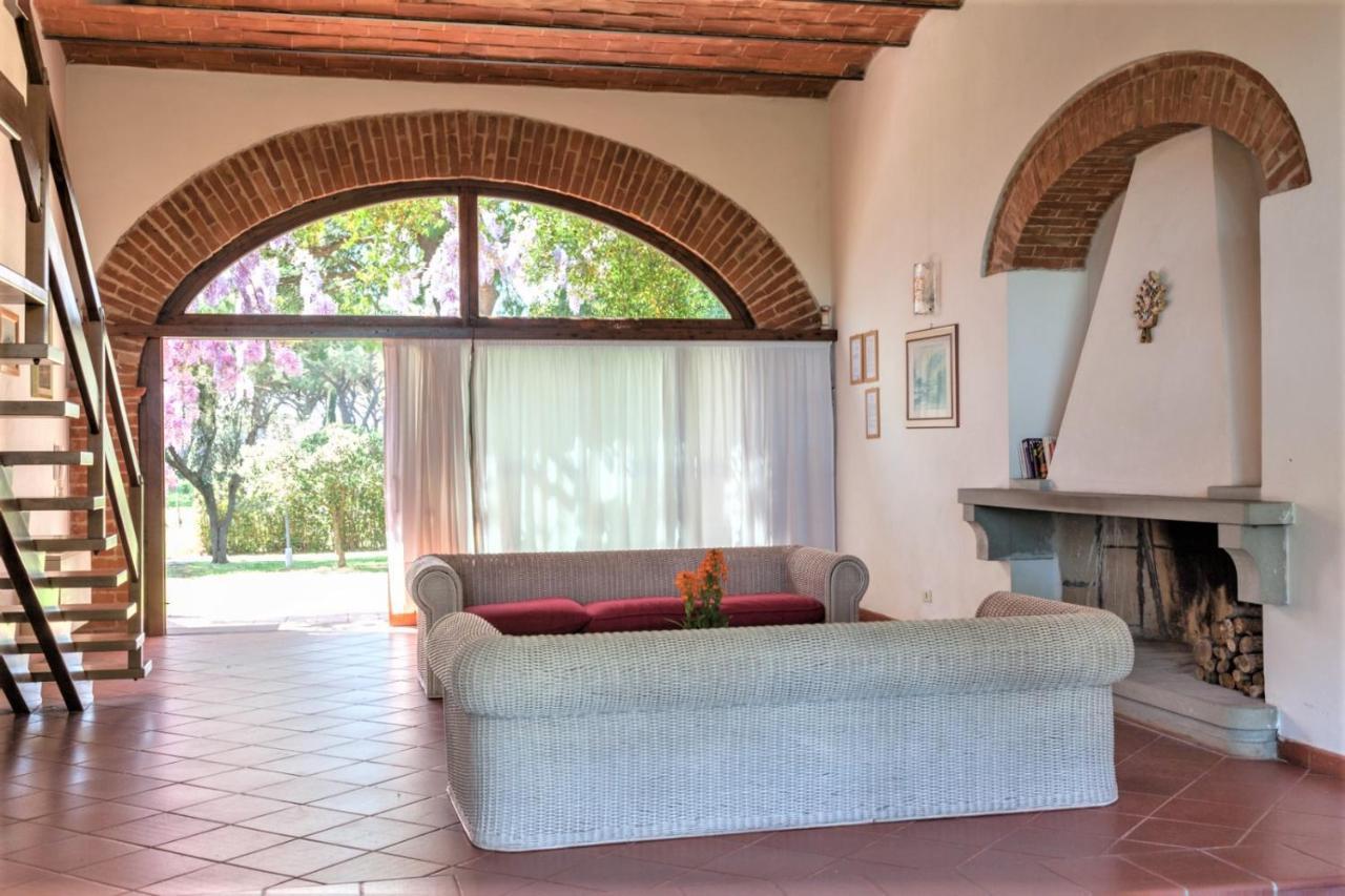 Residence La Canova II Марина ди Гросето Екстериор снимка